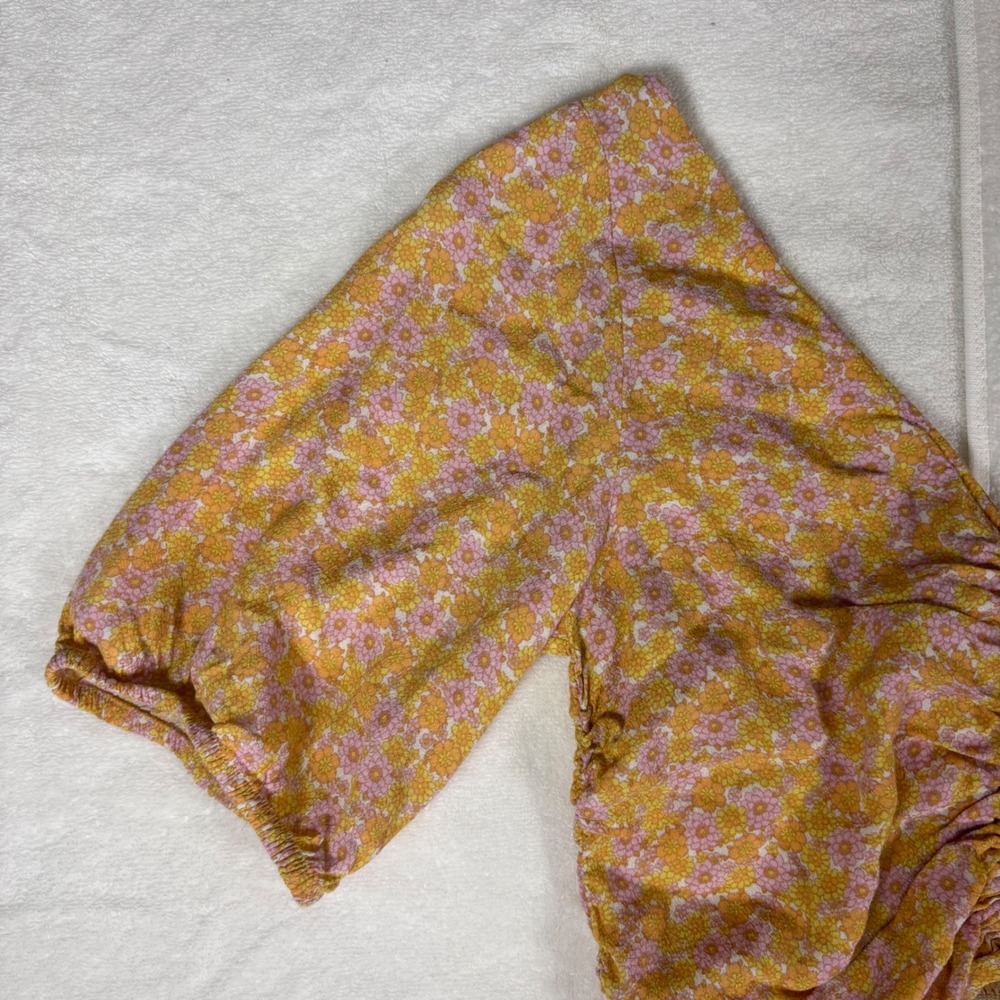 H&M Floral Ruched Crop Top Womens Medium Yellow Pink Cottagecore Boho Festival - Picture 8 of 14